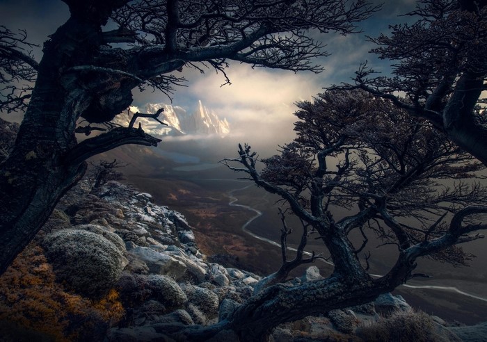 Max Rive landscape with mountains, valley, and trees