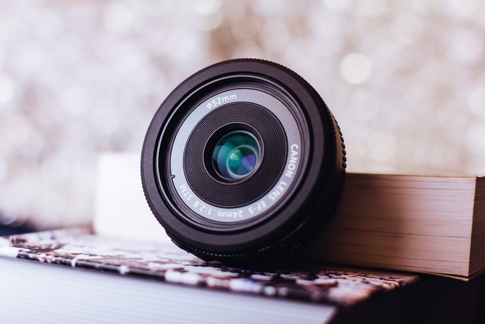 Canon EF-S 24mm f/2.8 STM Lens