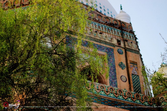 Mausoleum architecture in Pakistan with trees