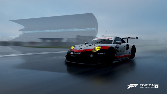 Porsche 911 RSR 92 on a wet track in Forza Motorsport 7