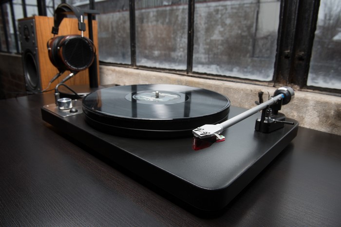 Turntable with headphones and speaker