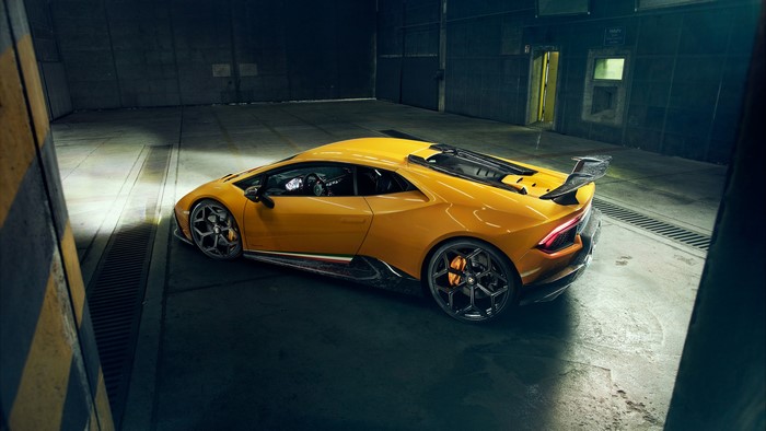 4K Lamborghini Huracan Super Car
