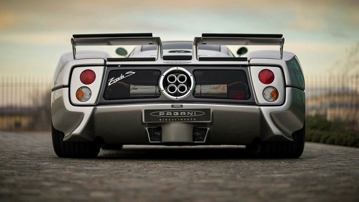 Pagani Zonda S rear view