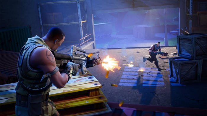 Fortnite Battle Royale players in combat