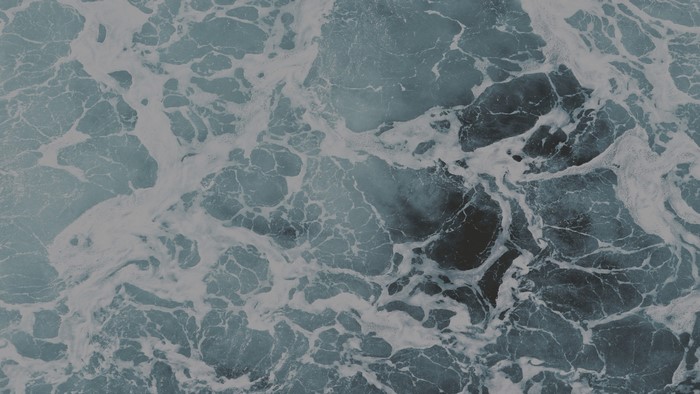 Ocean waves with foam