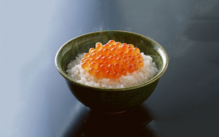 Bowl of rice with salmon roe