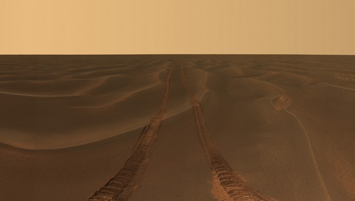 Curiosity Rover Tracks on Mars