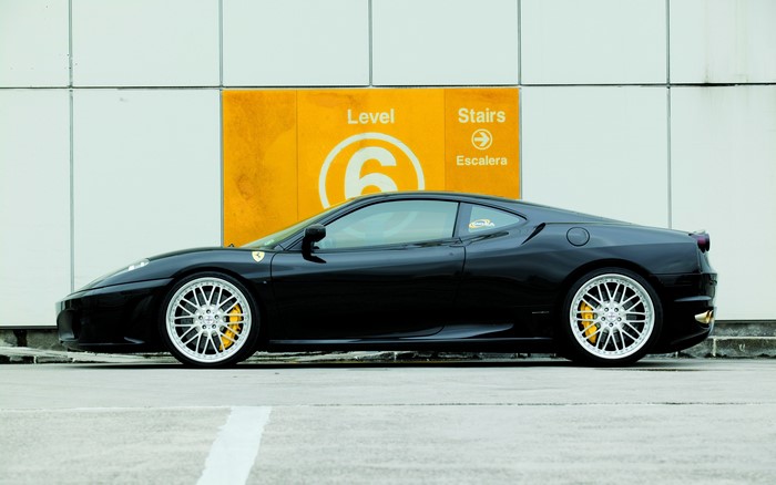 4K Ferrari F430 Side View