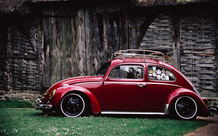 4K Red Volkswagen Beetle with Roof Rack