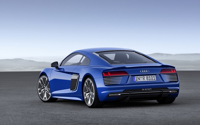 Audi R8 e-tron rear view