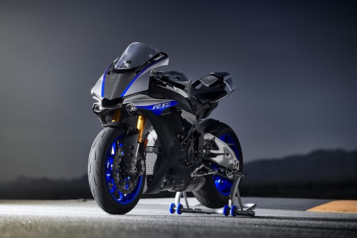 4K Yamaha YZF R1M motorcycle