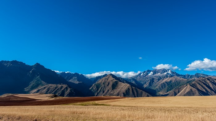 4K Mountains and Fields Landscape