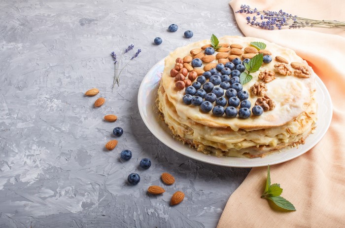 food berries fruit cake