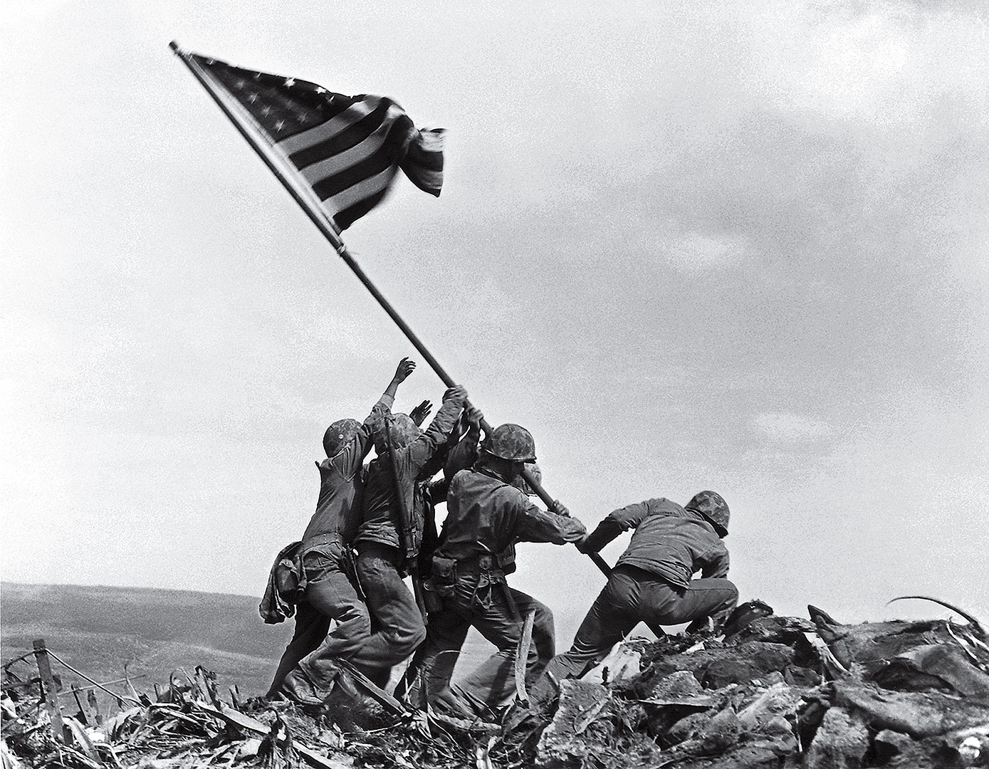Flag Raising on Iwo Jima (Joe Rosenthal, 1945)