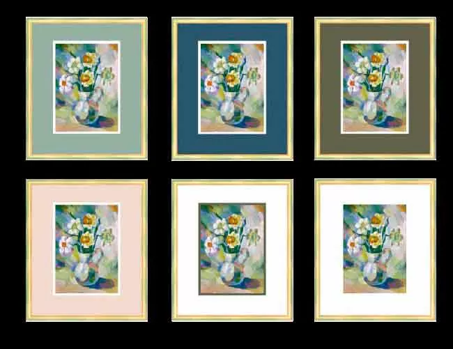 A bouquet with a passe-partout frame in different shades and colors
