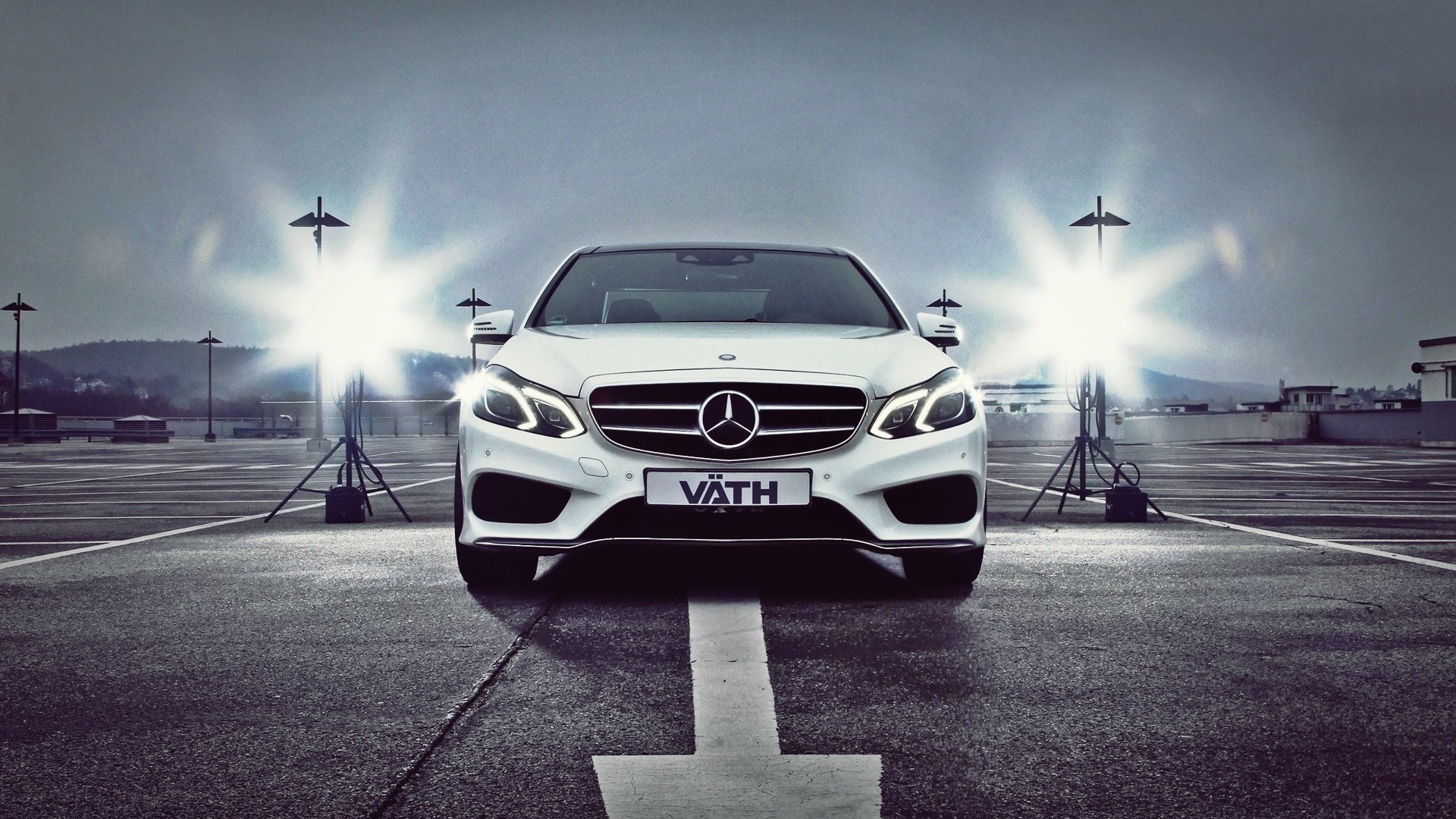 White Mercedes-Benz E-Class with VATH tuning HD Wallpaper