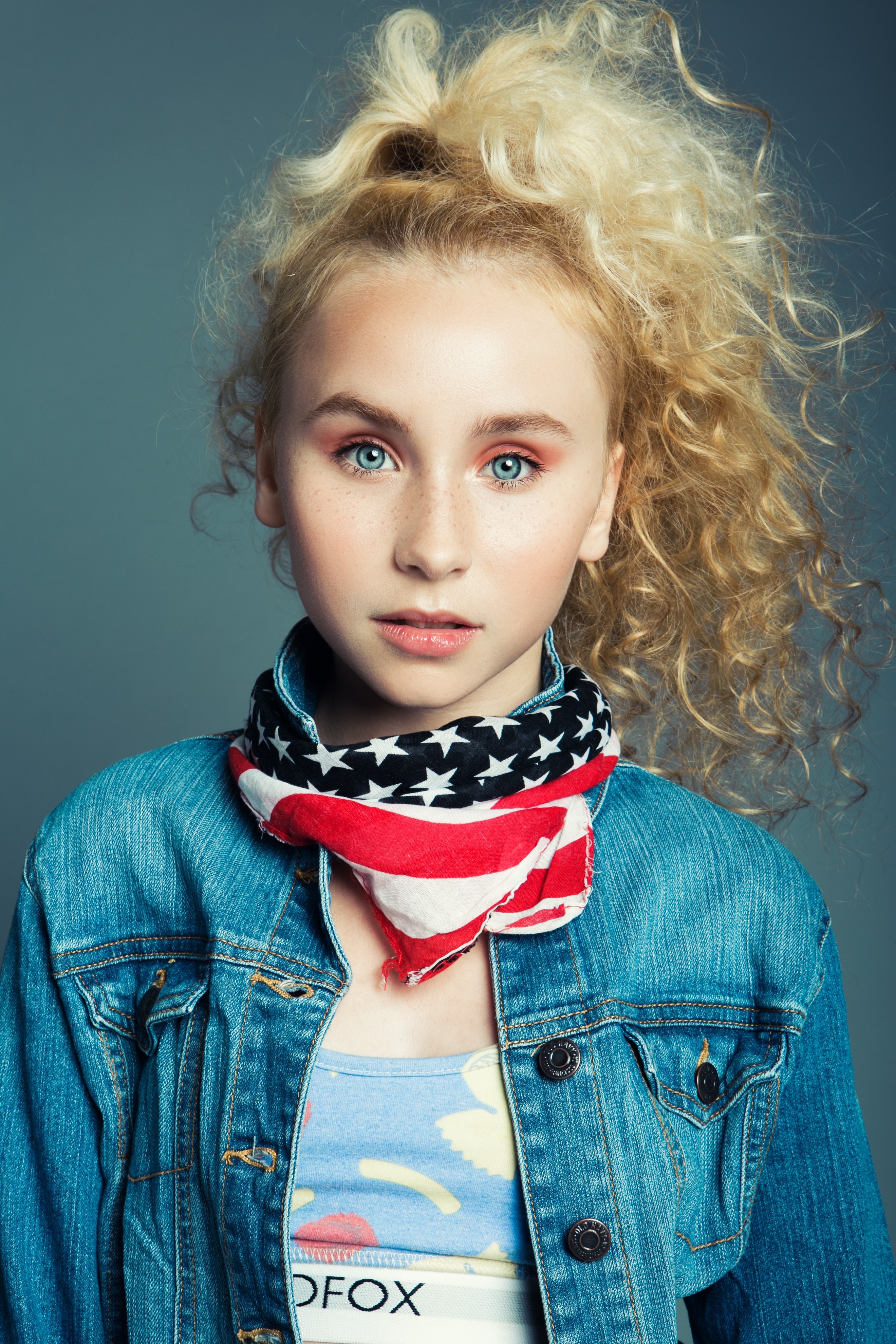 Vivian Hicks in Denim Jacket with American Flag Scarf HD Wallpaper