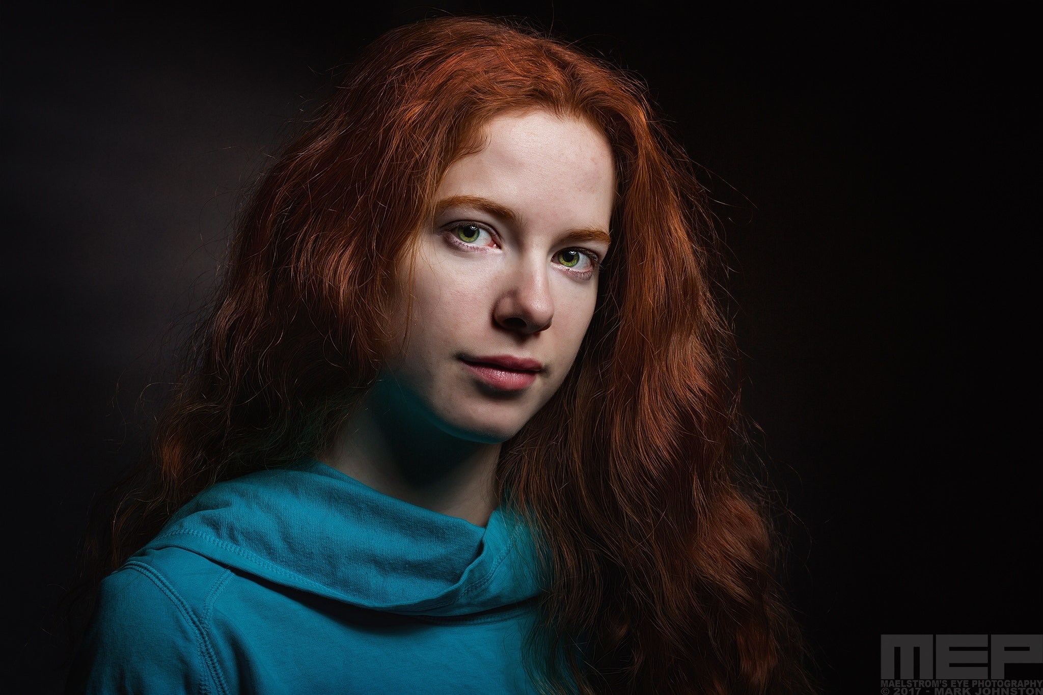 Portrait of a young redhead woman with green eyes HD Wallpaper