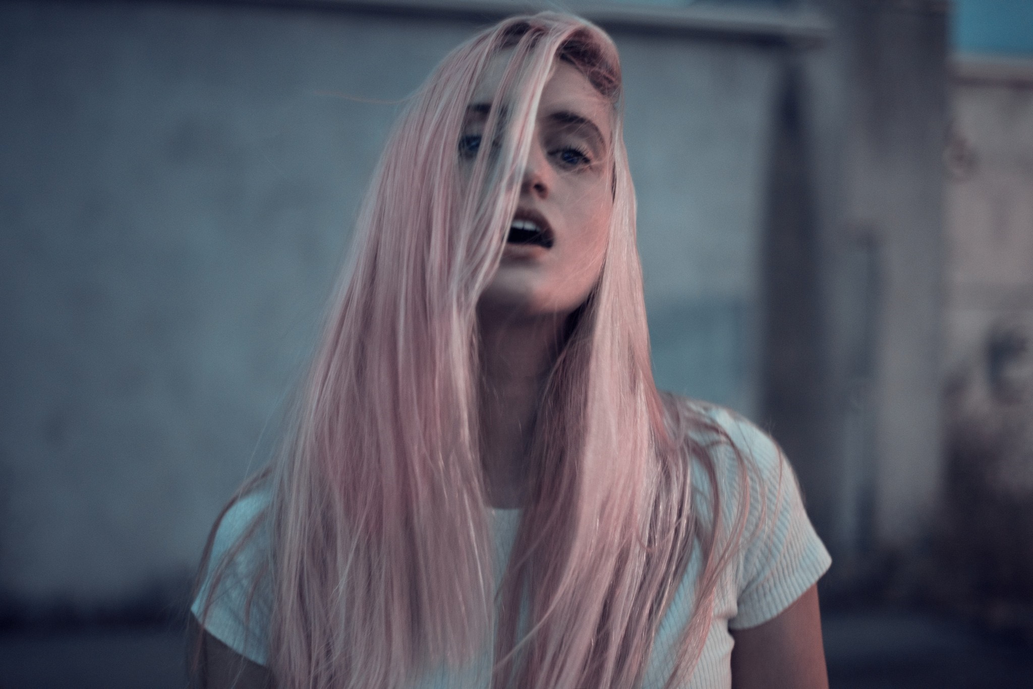 Woman with pink hair in a white t-shirt HD Wallpaper
