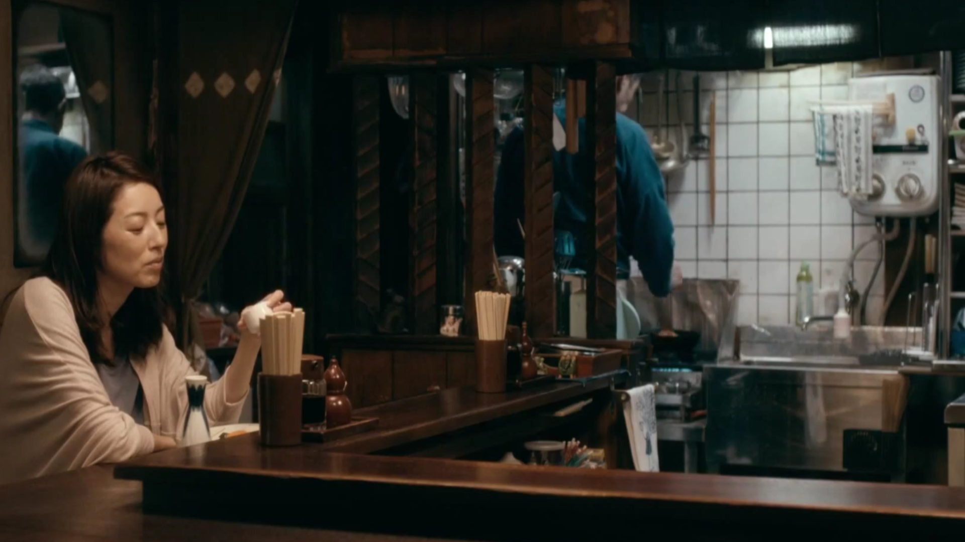 Woman in a Japanese restaurant HD Wallpaper