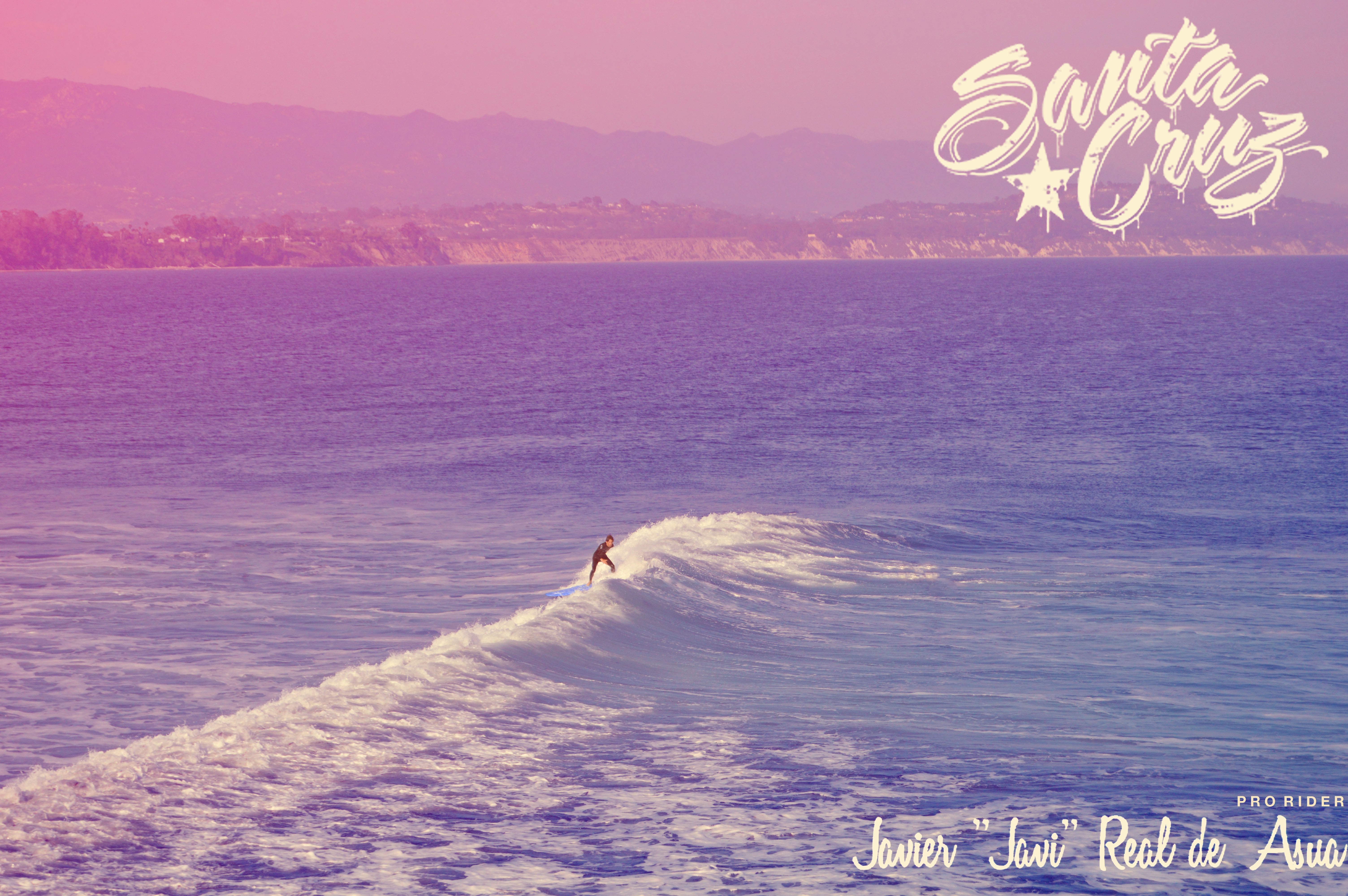 Surfer riding a wave in Santa Cruz HD Wallpaper