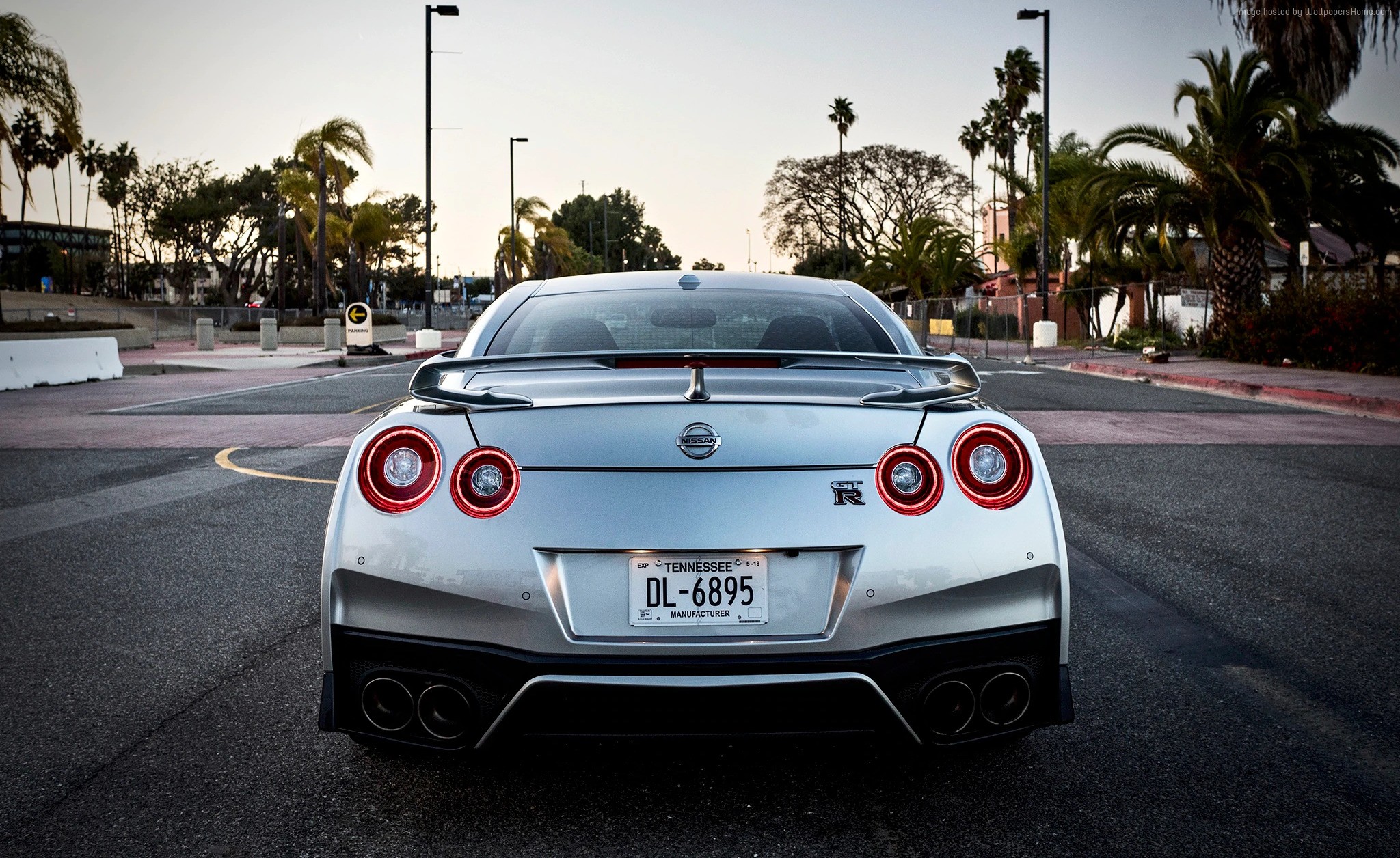 Silver 2018 Nissan GT-R Premium rear view HD Wallpaper