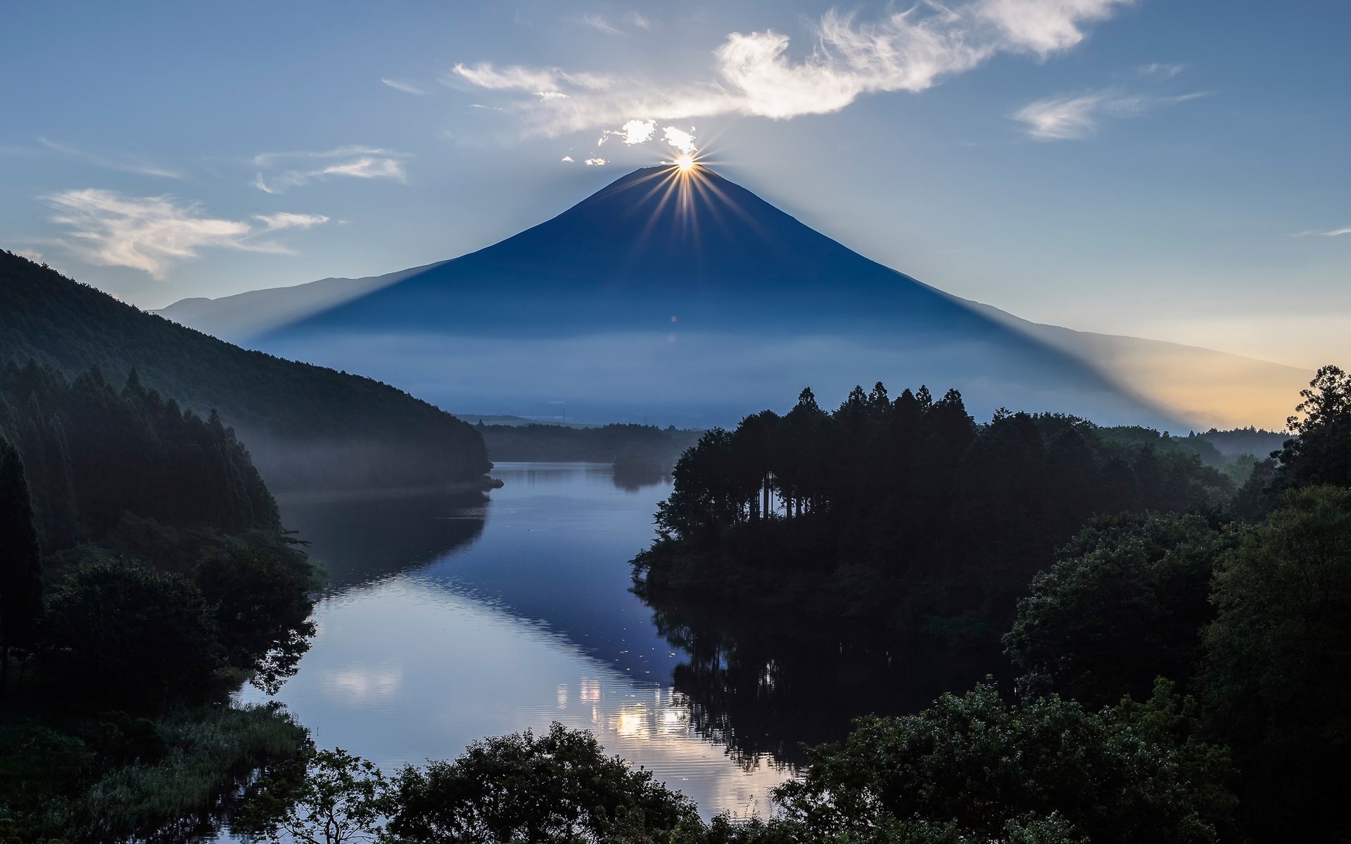 Mount Fuji at sunrise over a lake HD Wallpaper