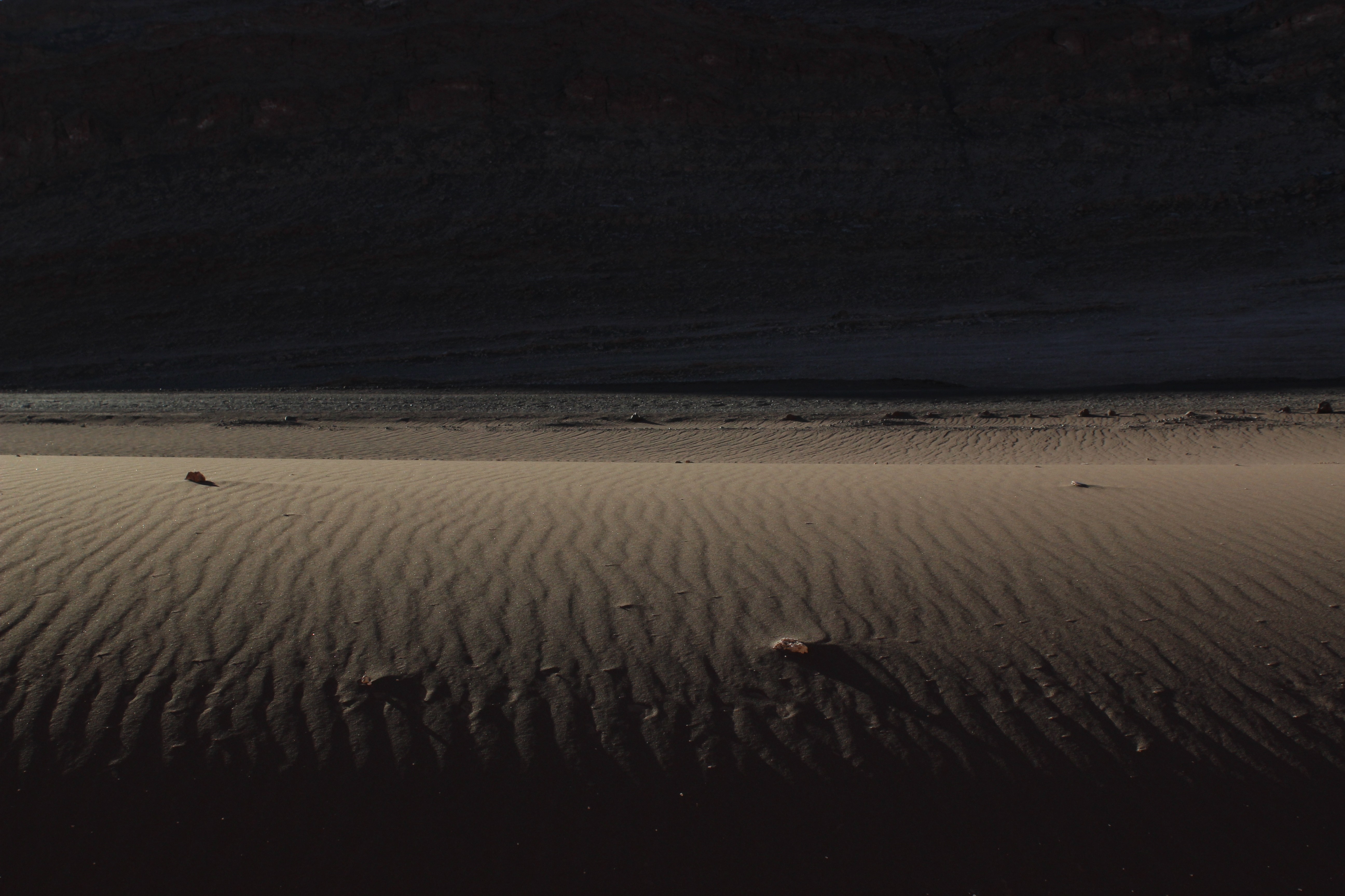 Sand dunes in the Atacama Desert at sunset HD Wallpaper