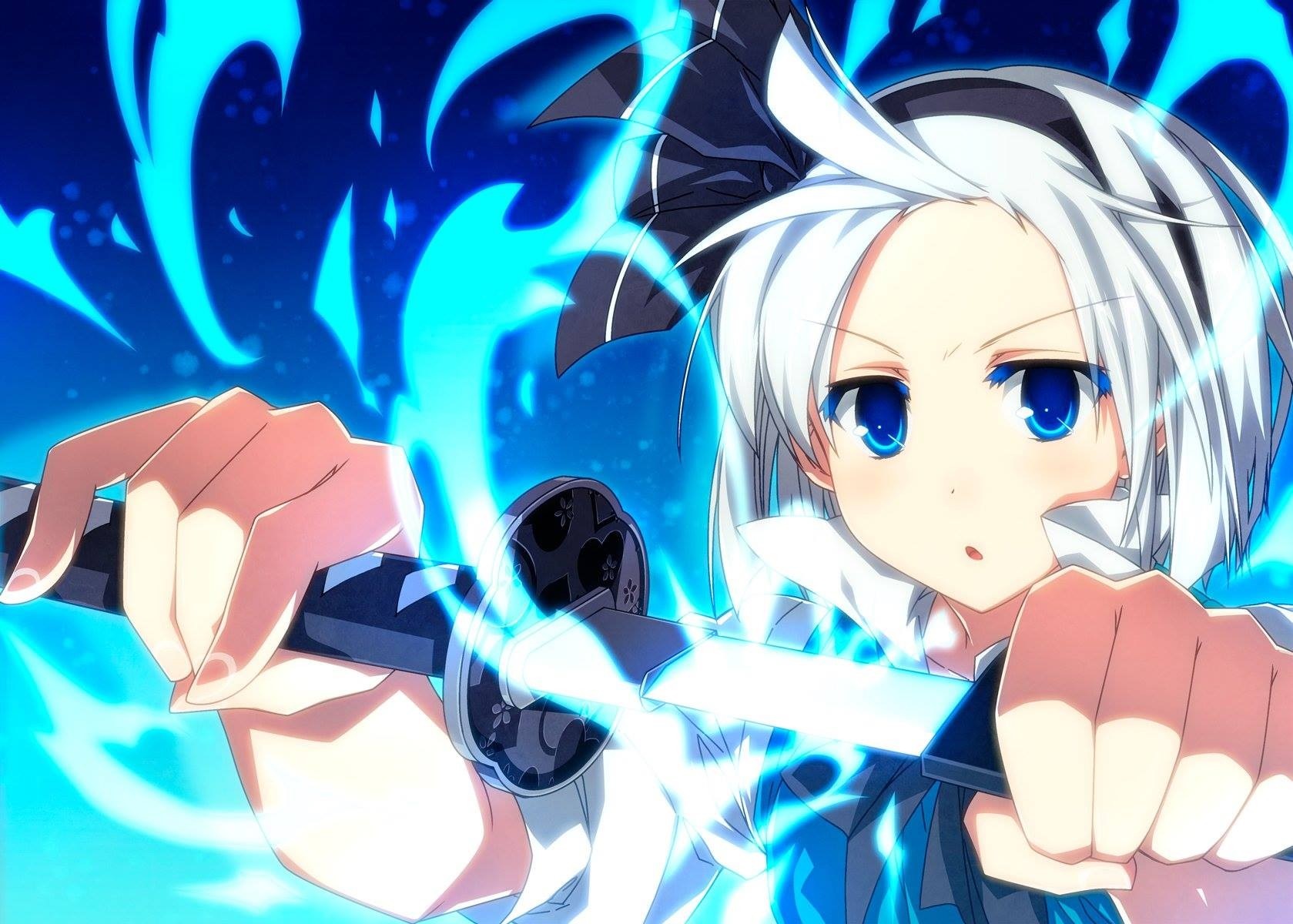 Anime girl with white hair holding a sword HD Wallpaper