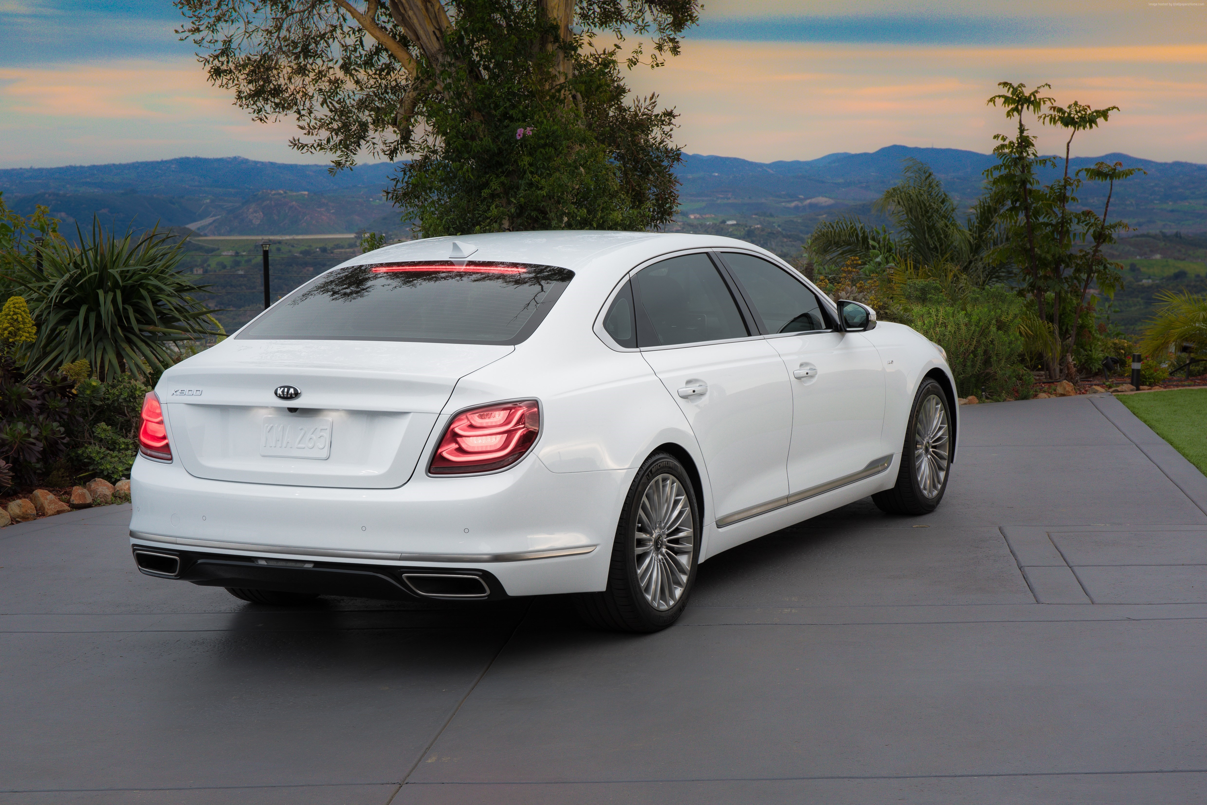 4K 2019 Kia K900 Sedan HD Wallpaper