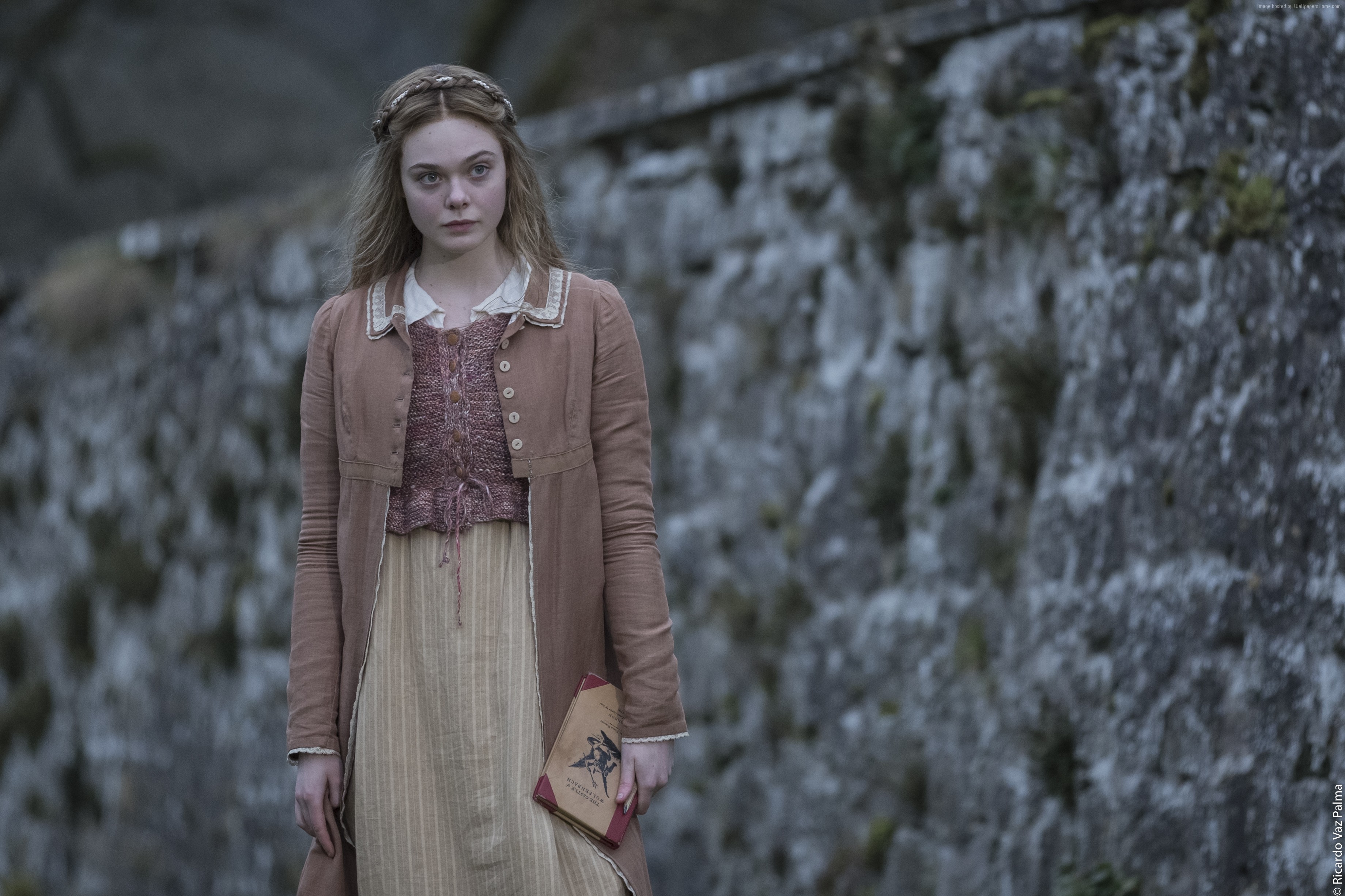 Mary Shelley starring Elle Fanning in 4K HD Wallpaper