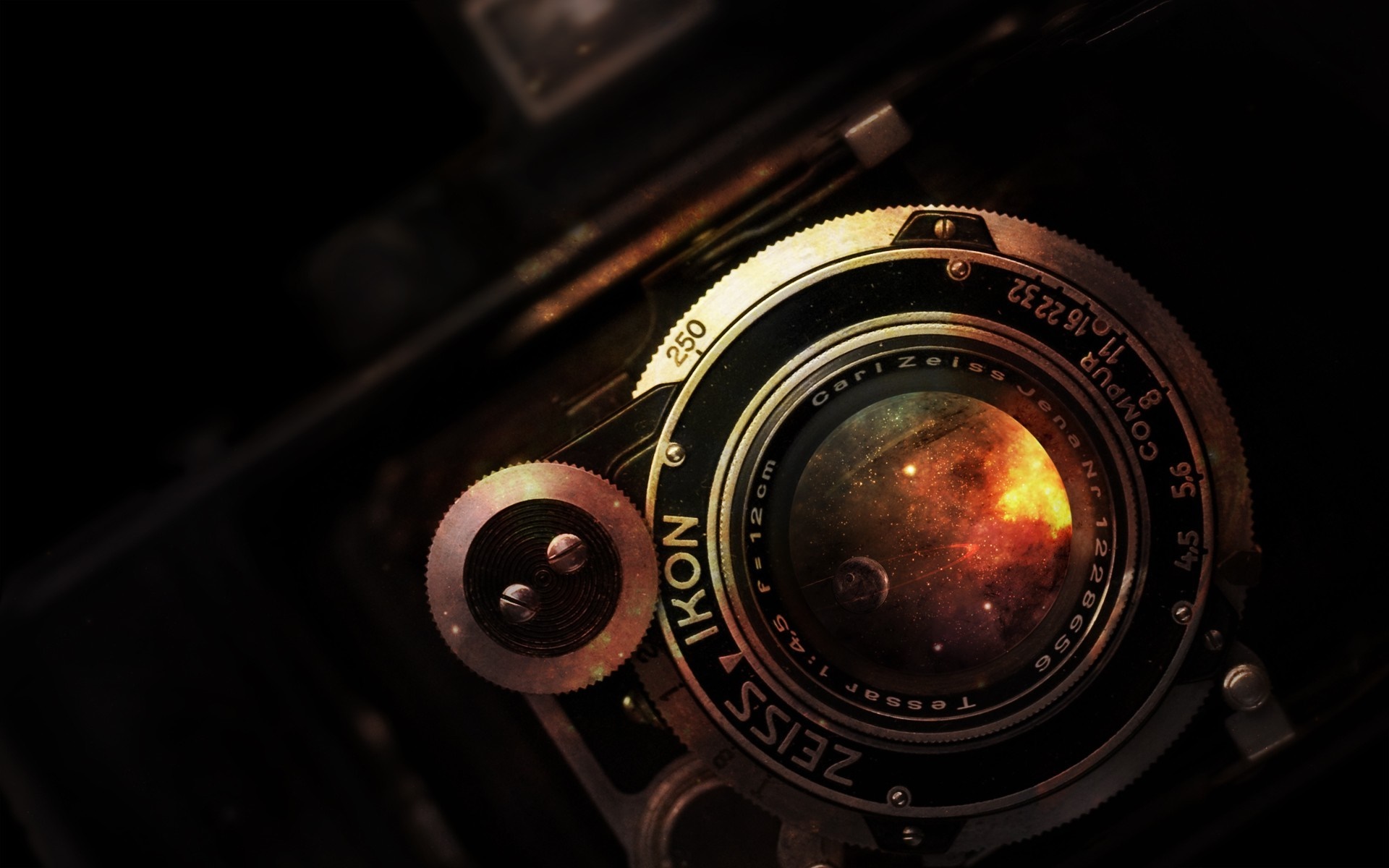 Zeiss Ikon camera lens with galaxy reflection HD Wallpaper