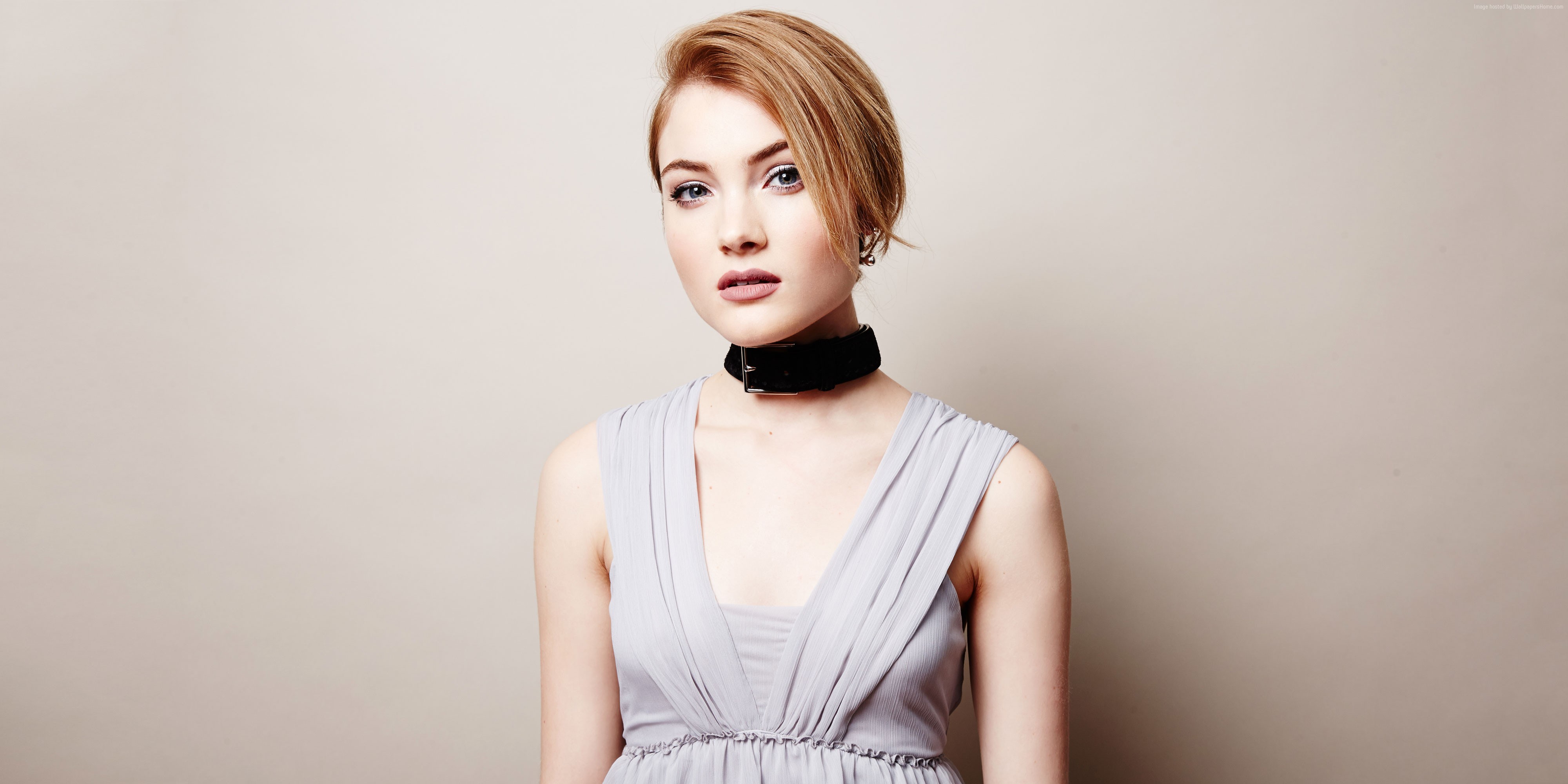 Skyler Samuels HD Wallpaper