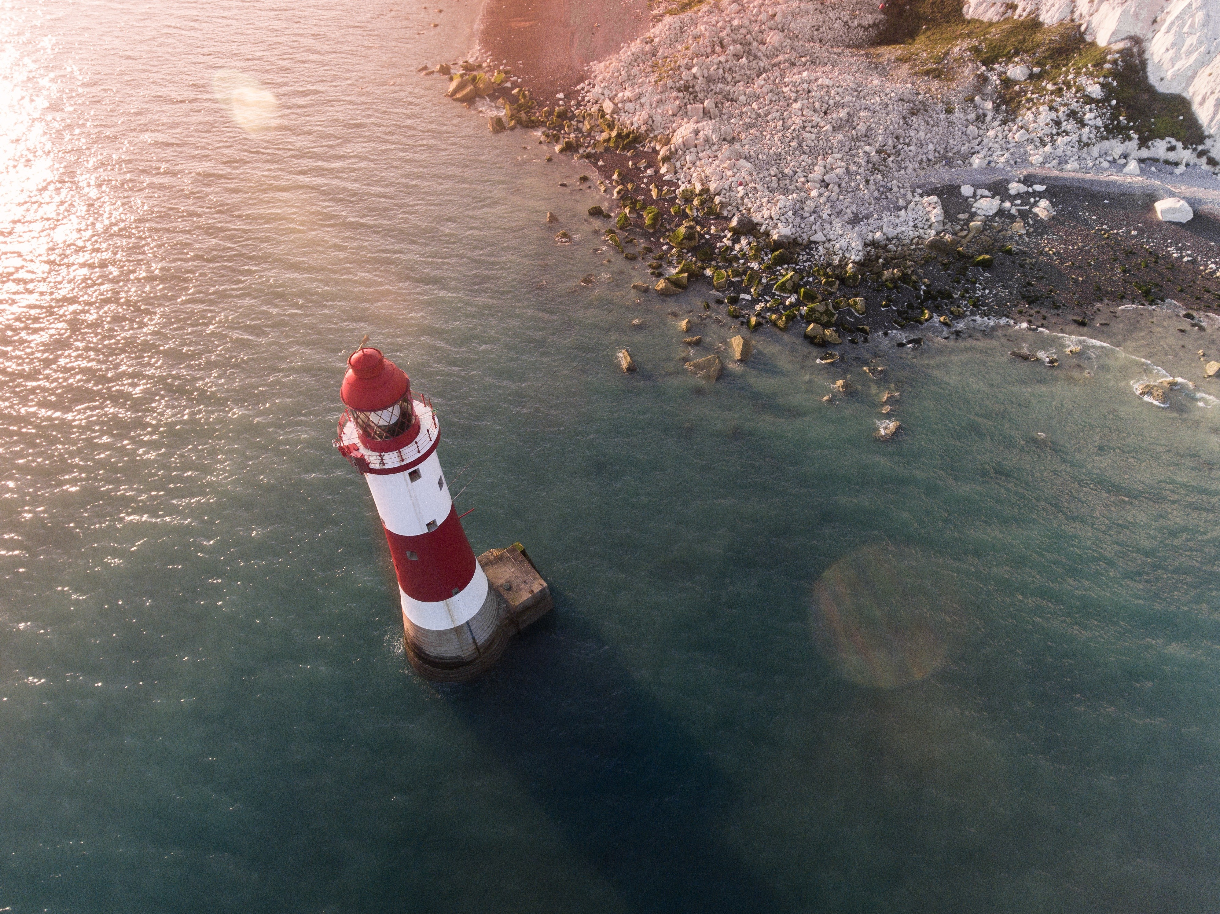 Beachy Head Lighthouse on the coast HD Wallpaper