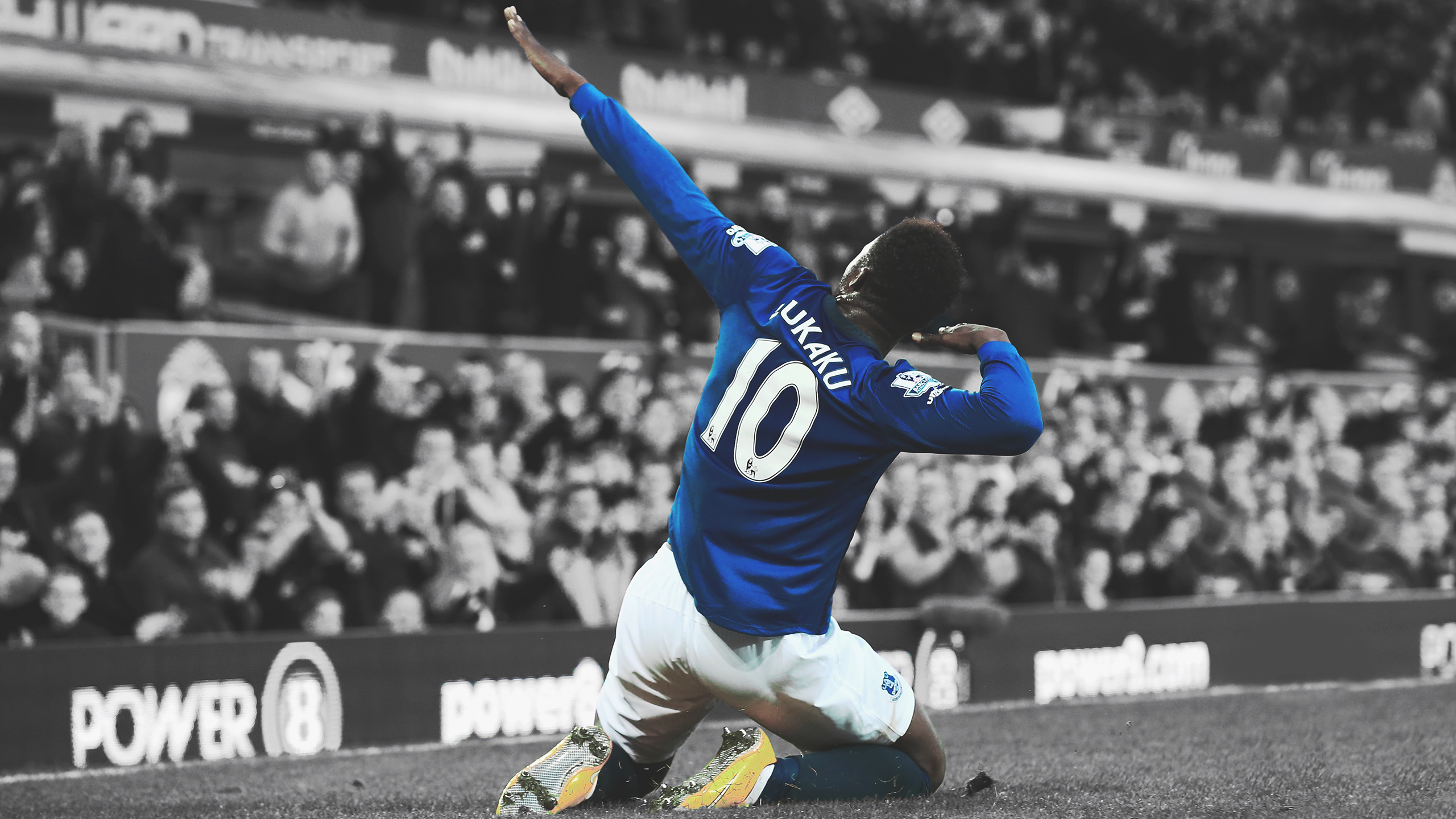 Romelu Lukaku of Everton FC celebrating a goal HD Wallpaper