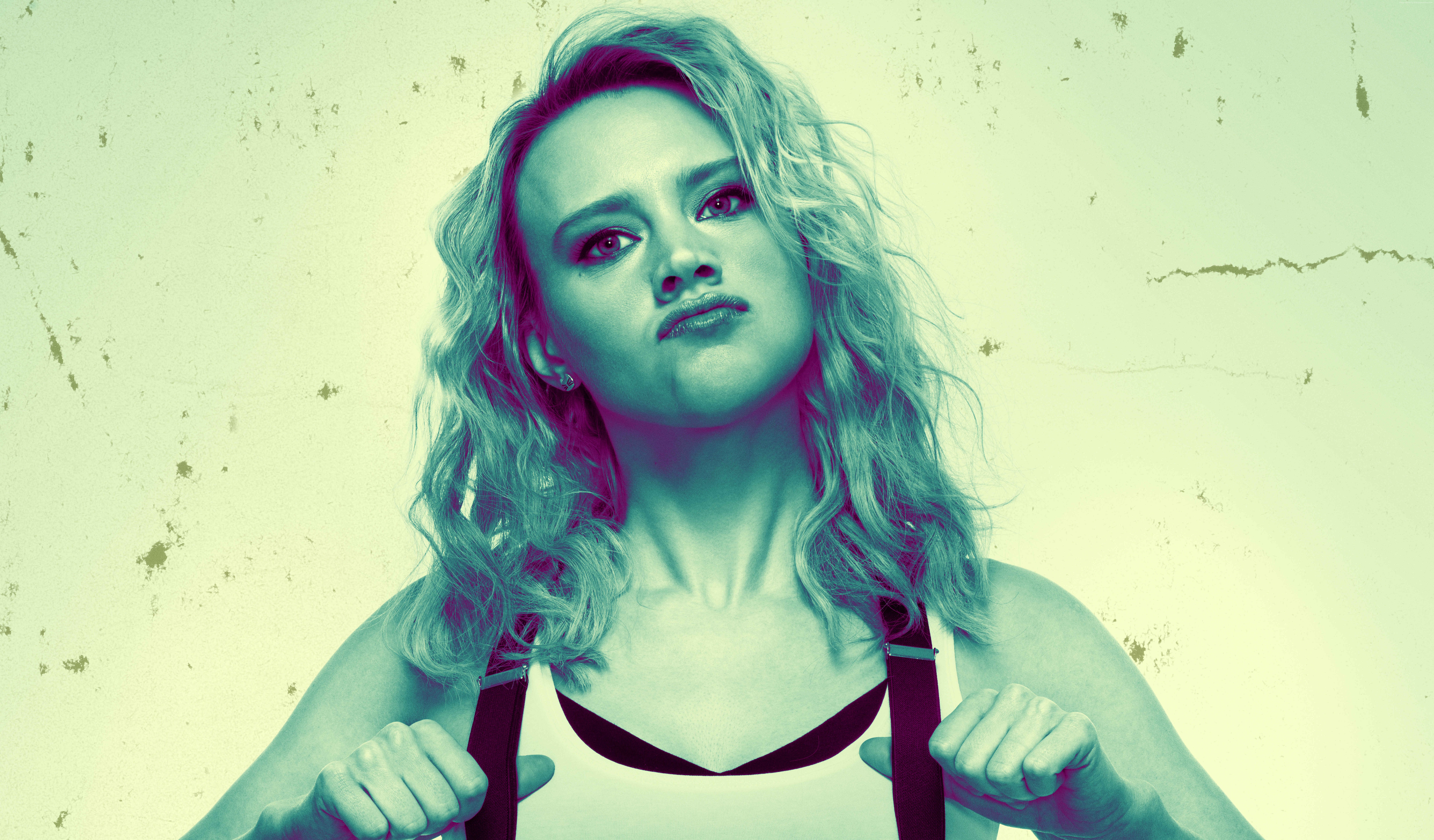Kate McKinnon from The Spy Who Dumped Me HD Wallpaper