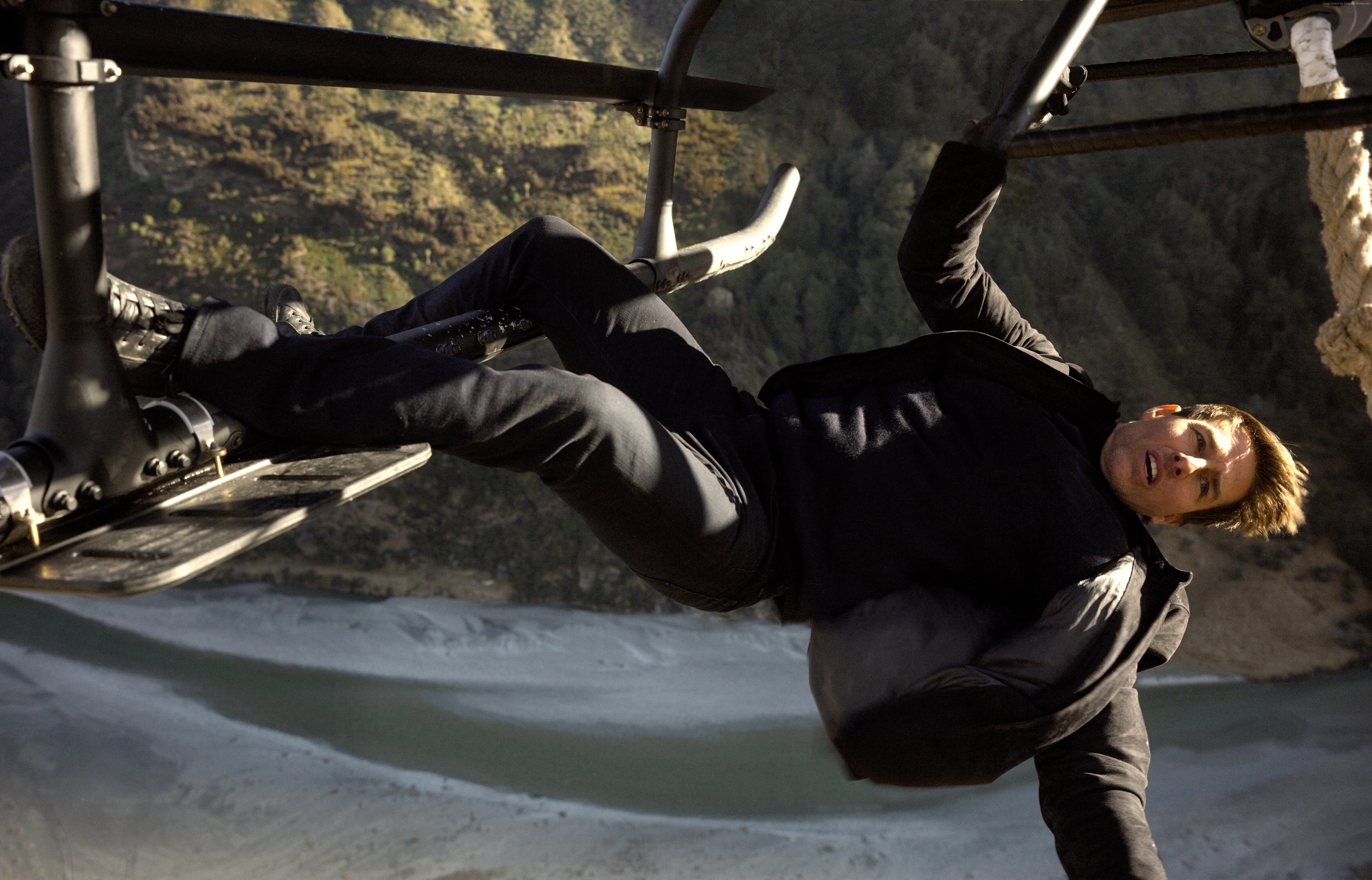 Tom Cruise in Mission: Impossible - Fallout HD Wallpaper
