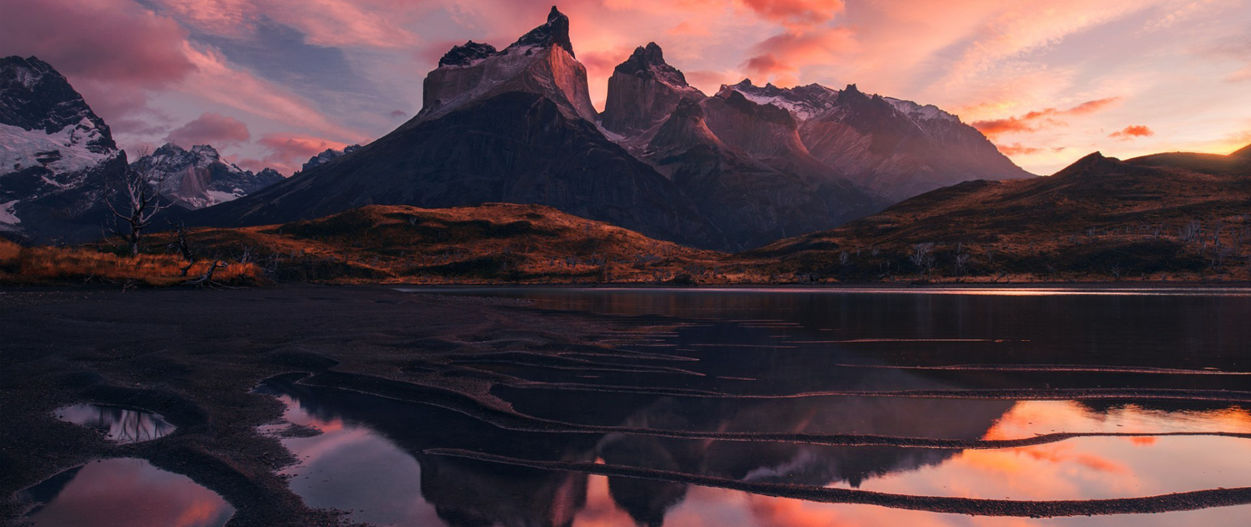 Torres del Paine National Park at sunset HD Wallpaper