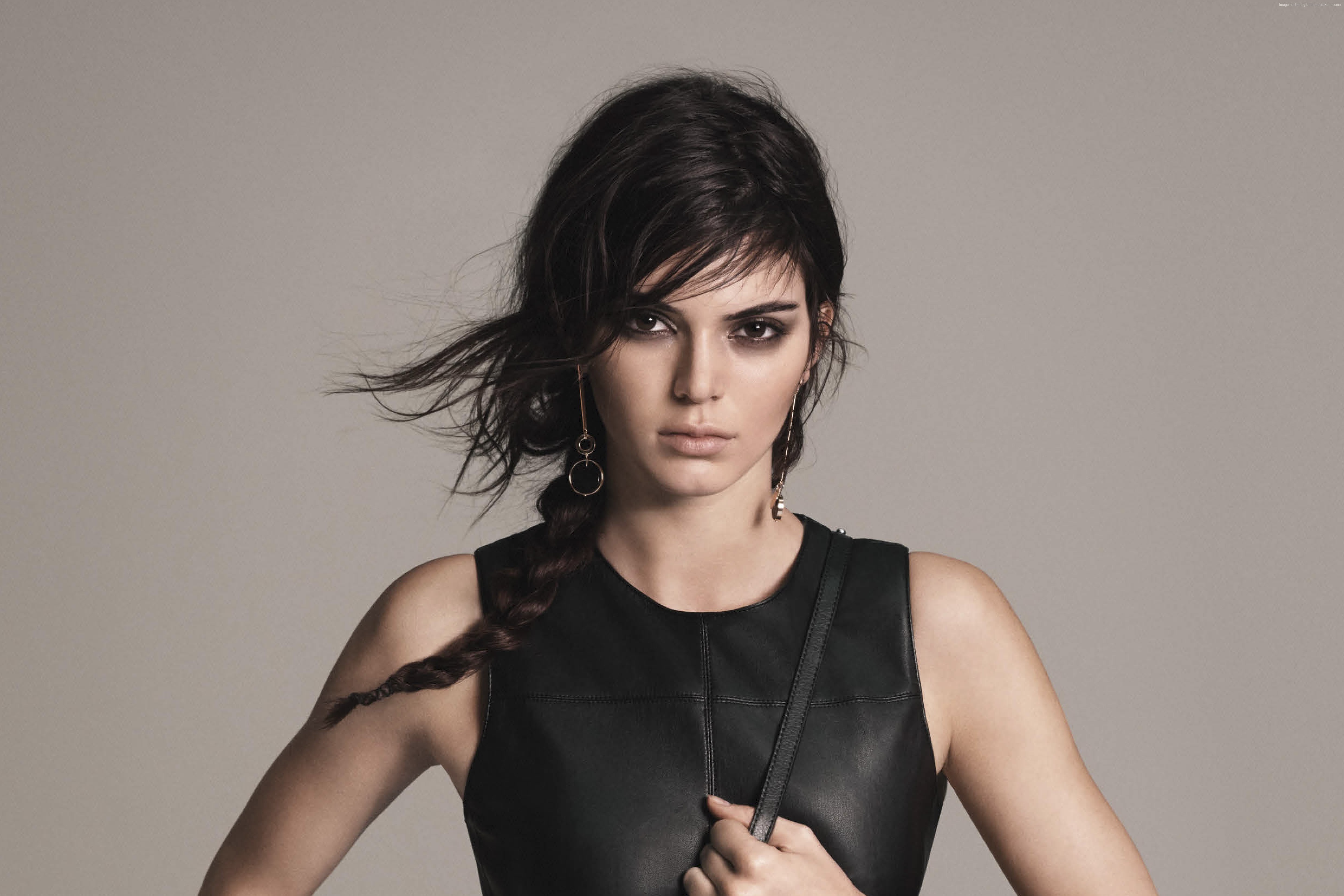 Kendall Jenner in black dress HD Wallpaper