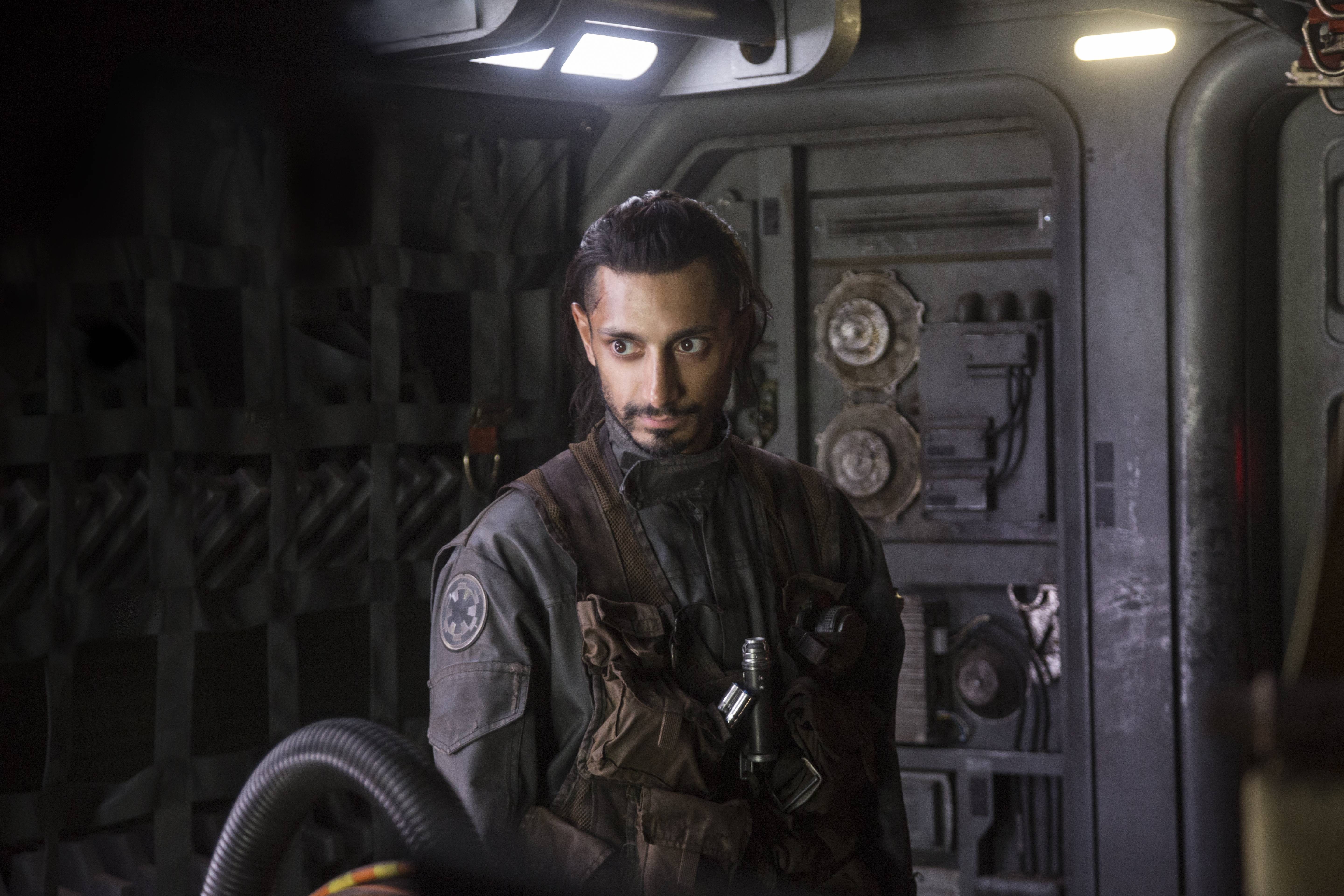 K-2SO from Rogue One: A Star Wars Story HD Wallpaper