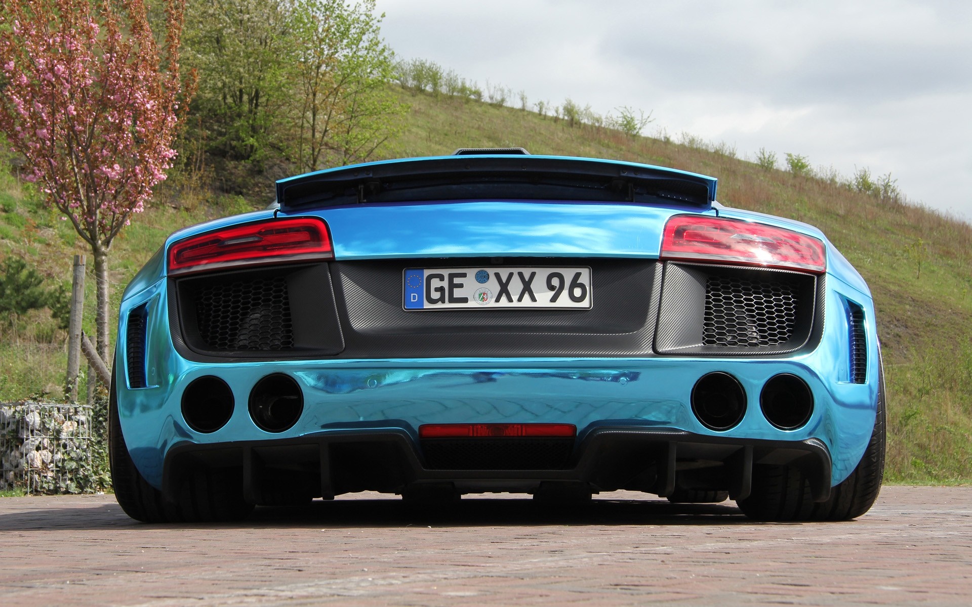 Blue Audi R8 V10 with German license plate HD Wallpaper