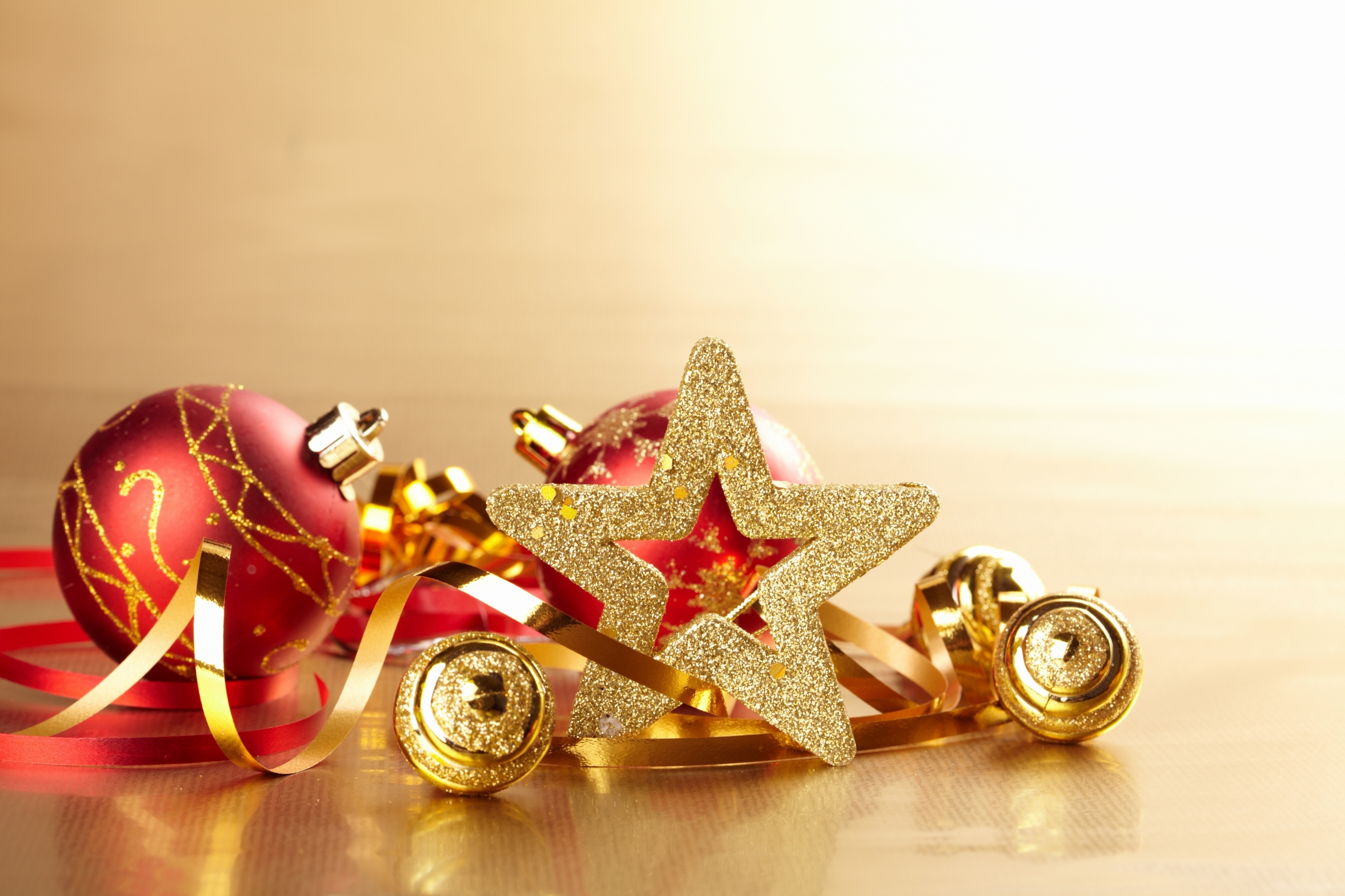 Christmas ornaments and star decoration HD Wallpaper