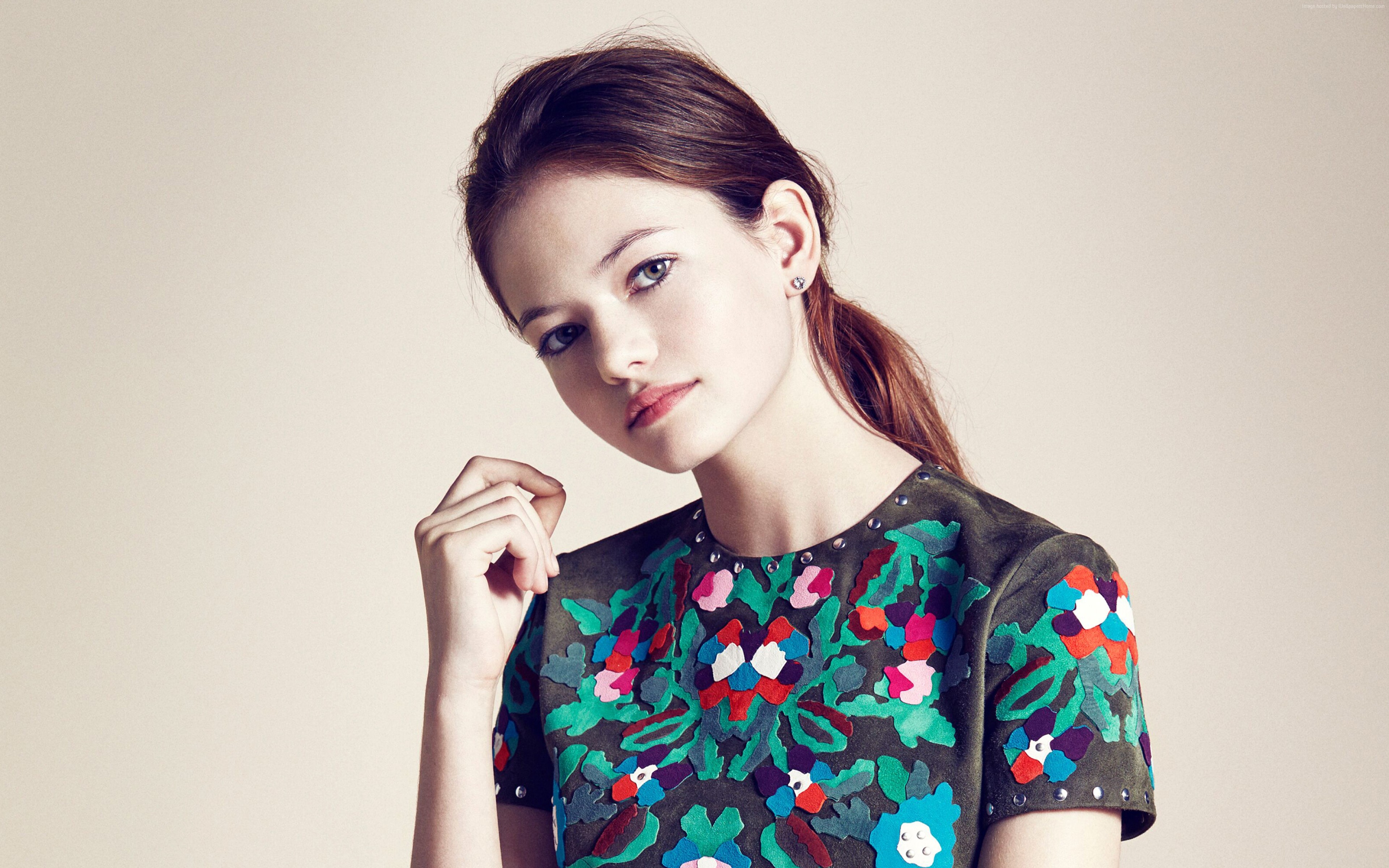 Mackenzie Foy 4K HD Wallpaper