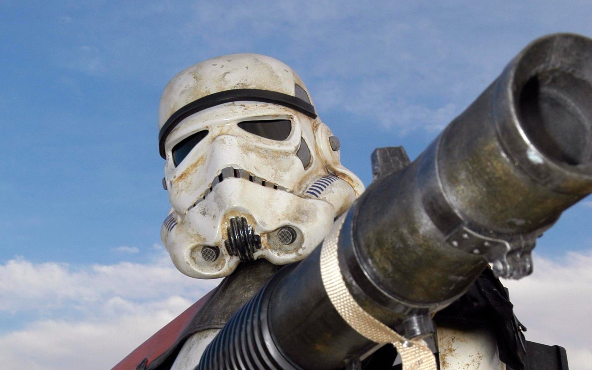 Stormtrooper sculpture with a large weapon HD Wallpaper