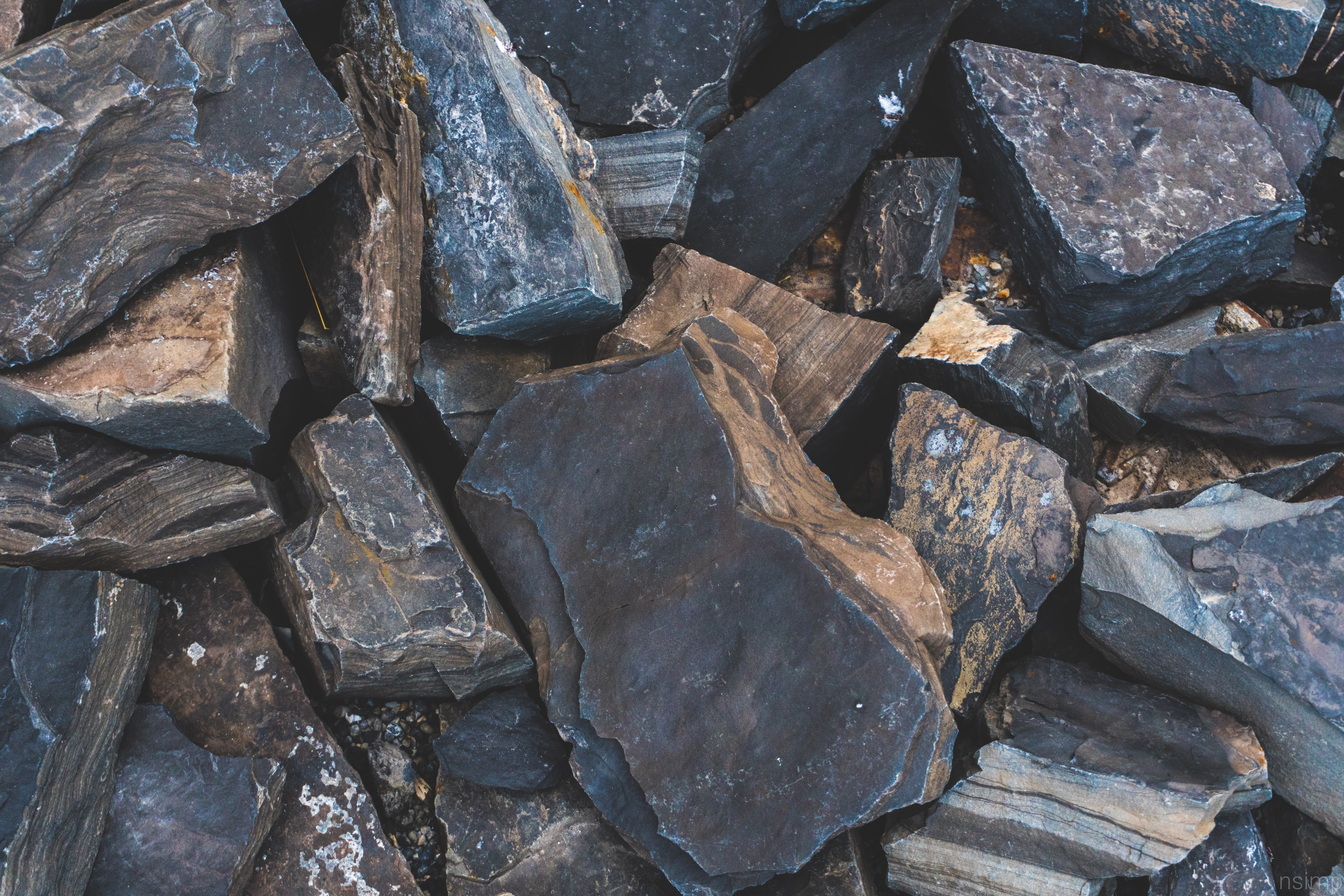 Pile of rocks and boulders HD Wallpaper