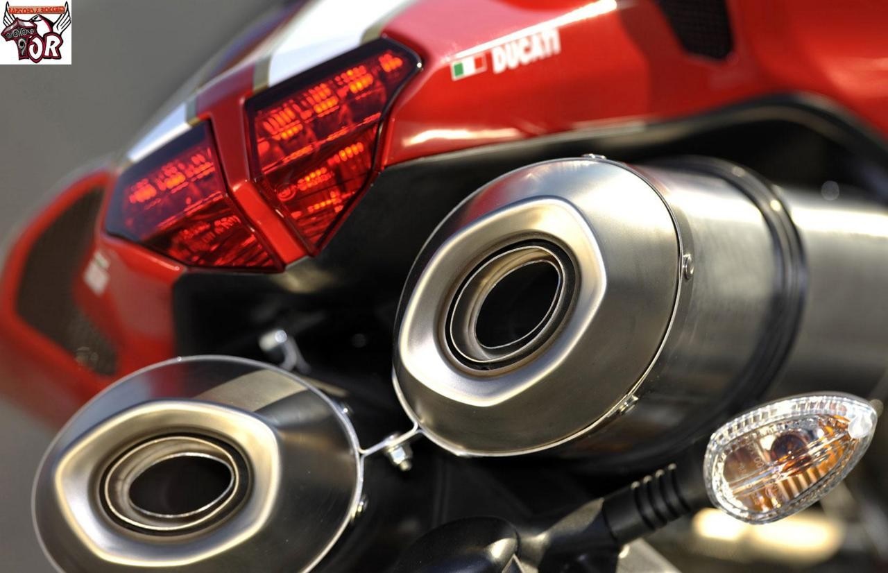 Ducati motorcycle rear view with exhaust pipes HD Wallpaper