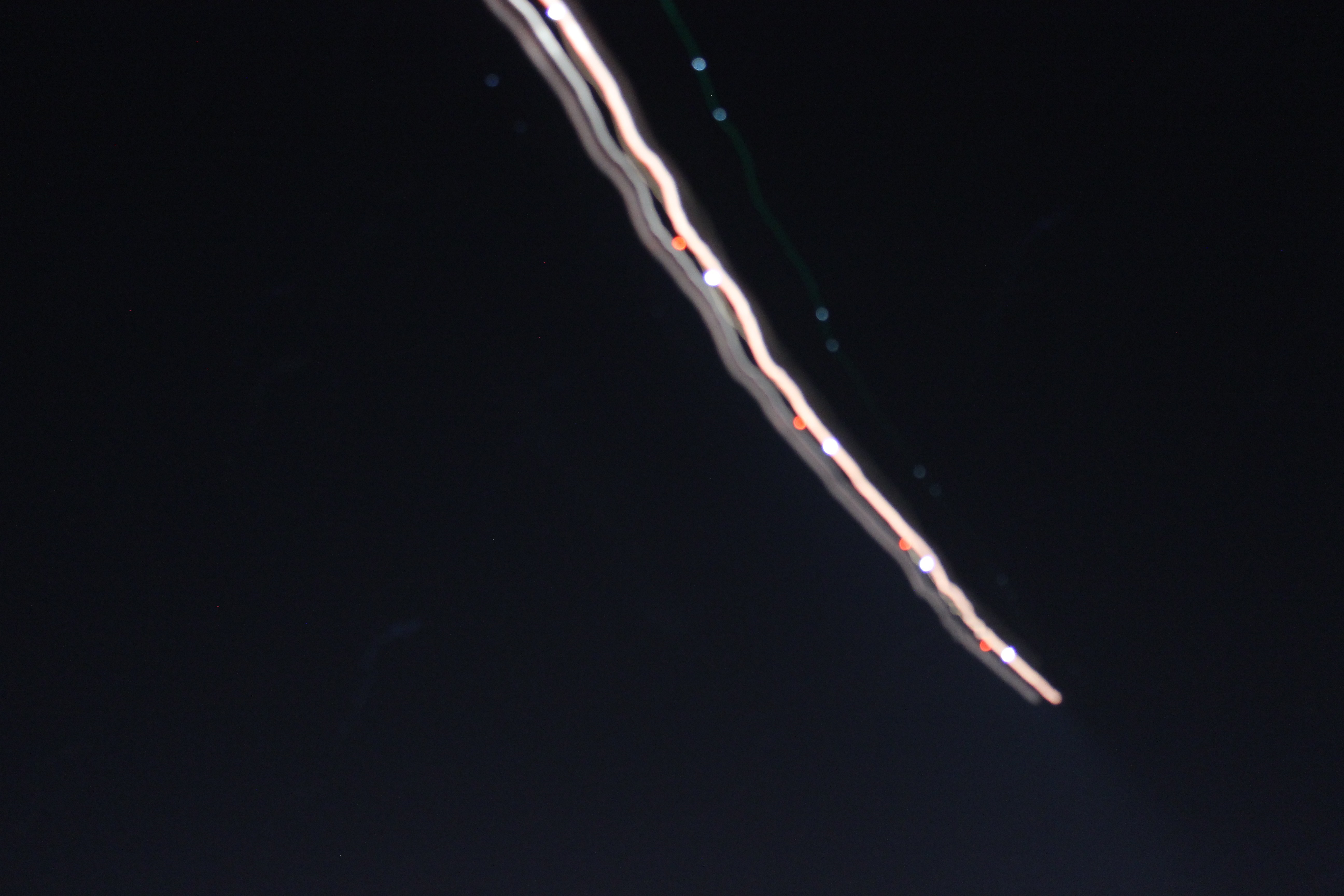 Abstract light trails in the night sky HD Wallpaper