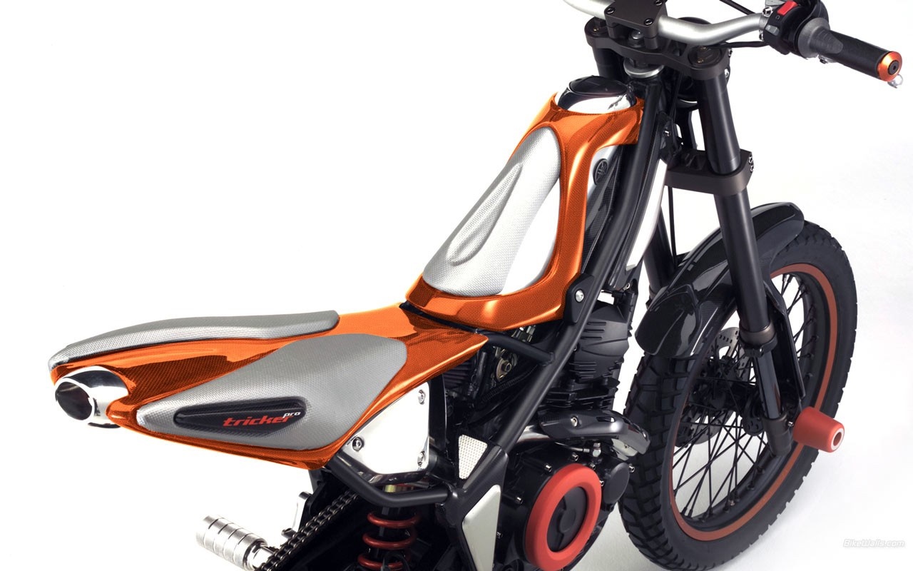 Orange and silver custom motorcycle HD Wallpaper