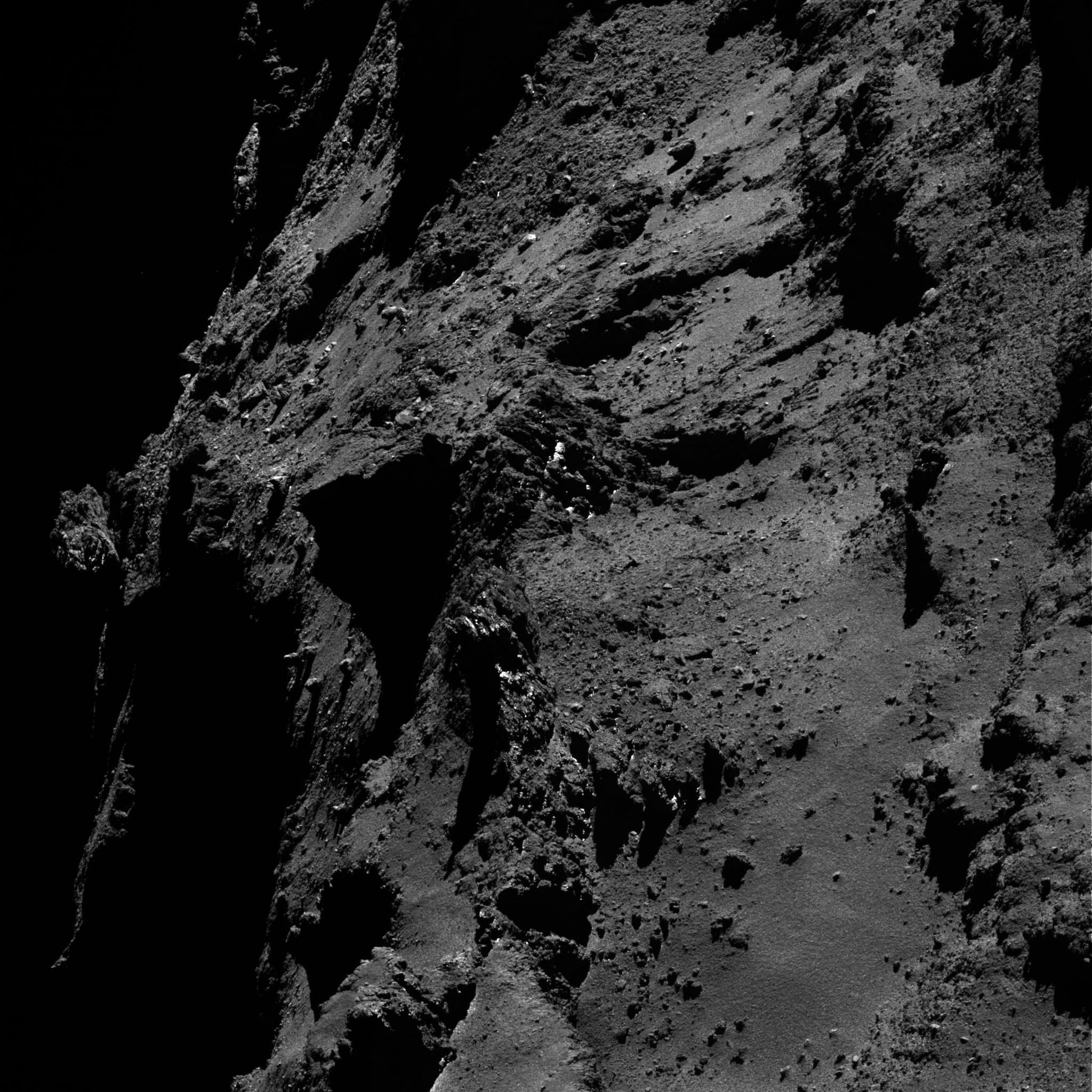 OSIRIS image of comet 67P/Churyumov-Gerasimenko HD Wallpaper