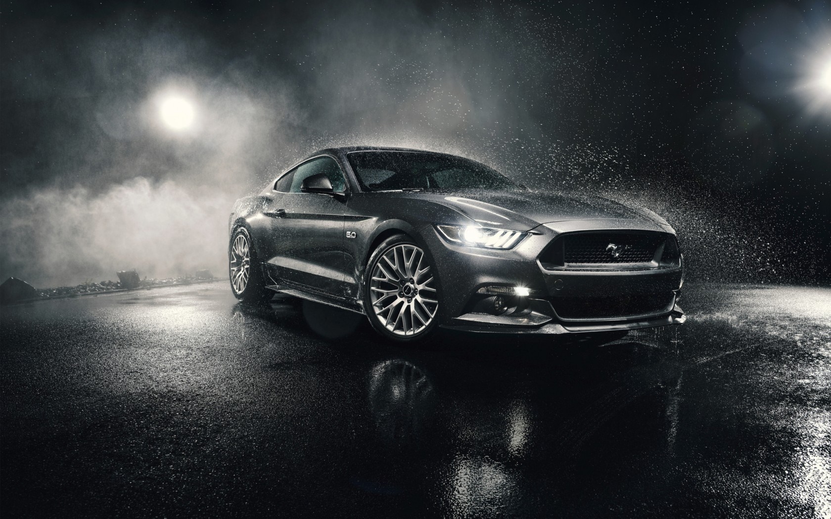 Ford Mustang 5.0 in the rain HD Wallpaper